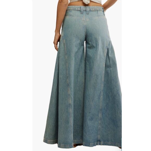 Free People Pandora Wide Flare Women’s Jeans Size 28 Gaucho Style Denim - Picture 8 of 16